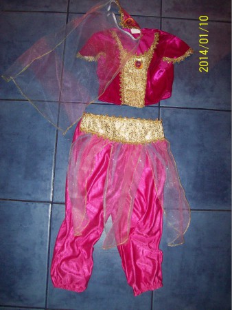 Hastáncos -Jázmin hercegnő 98-104 cm 2500-